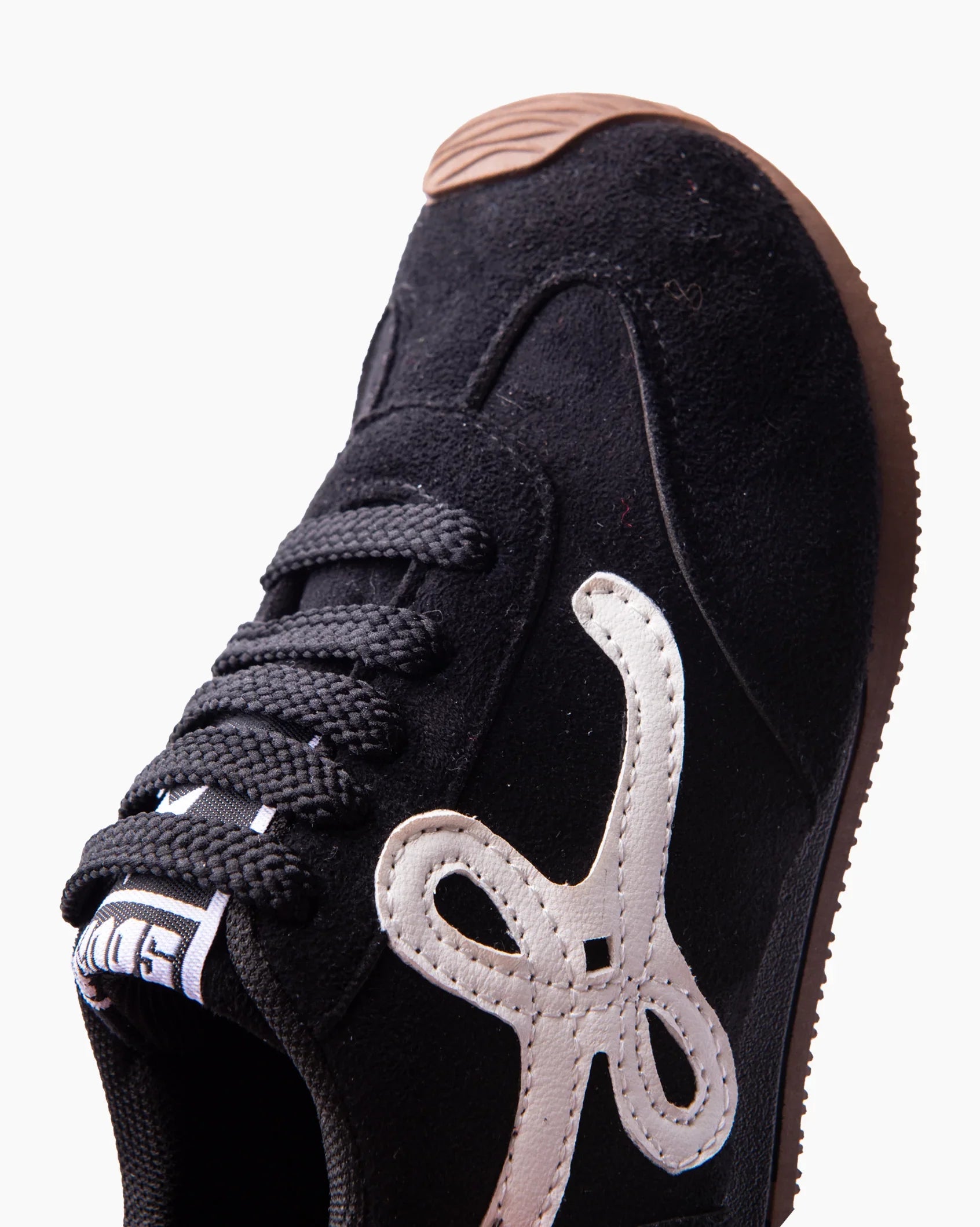 YLAYANBlackWhite_7_57b586d9-f4c4-4967-ae23-1f5360d14e06 - Soviet Denim