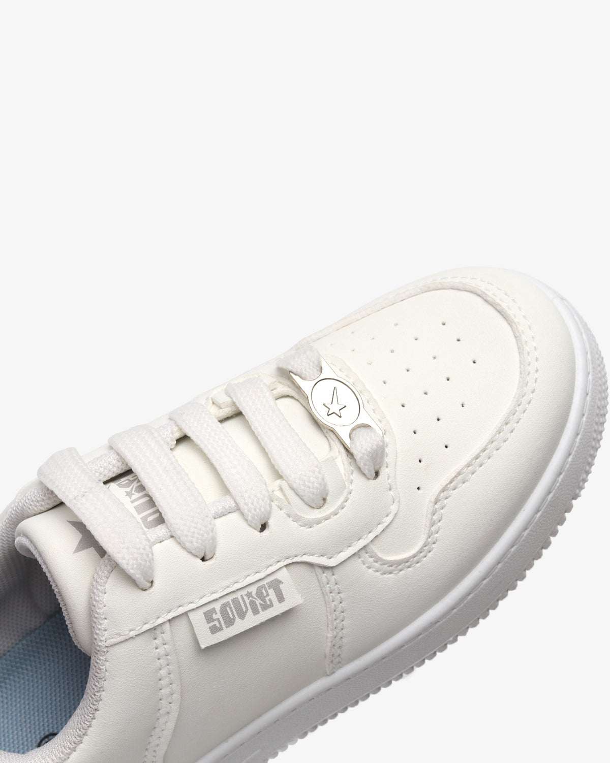 White Soviet Youth Leandro low cut casual lace-up sneaker with a sleek design and comfortable fit.