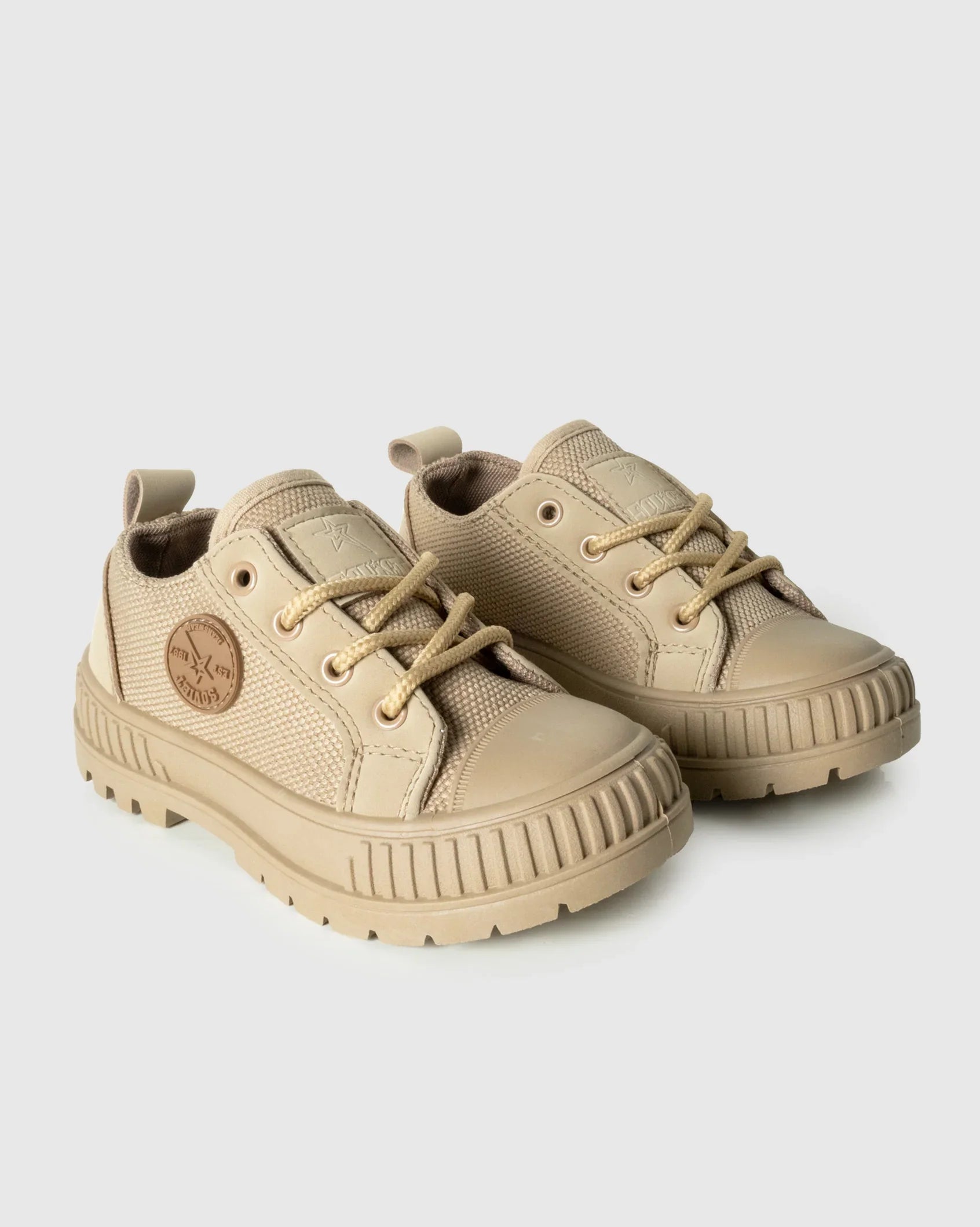 Kids Young - Low Cut Canvas Sneaker