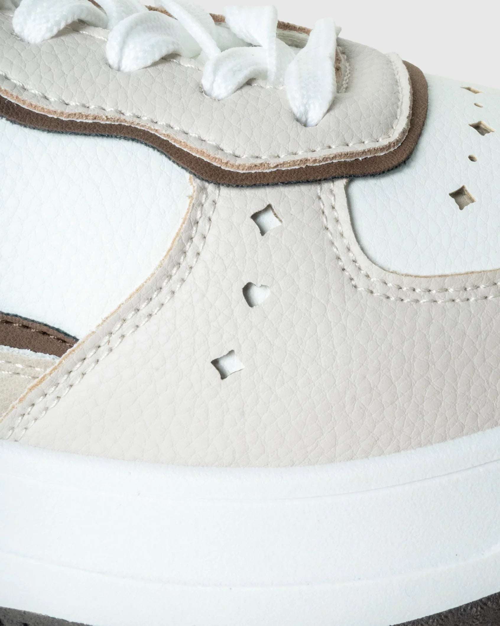 Ladies Anika - Platform Perforated Sneaker