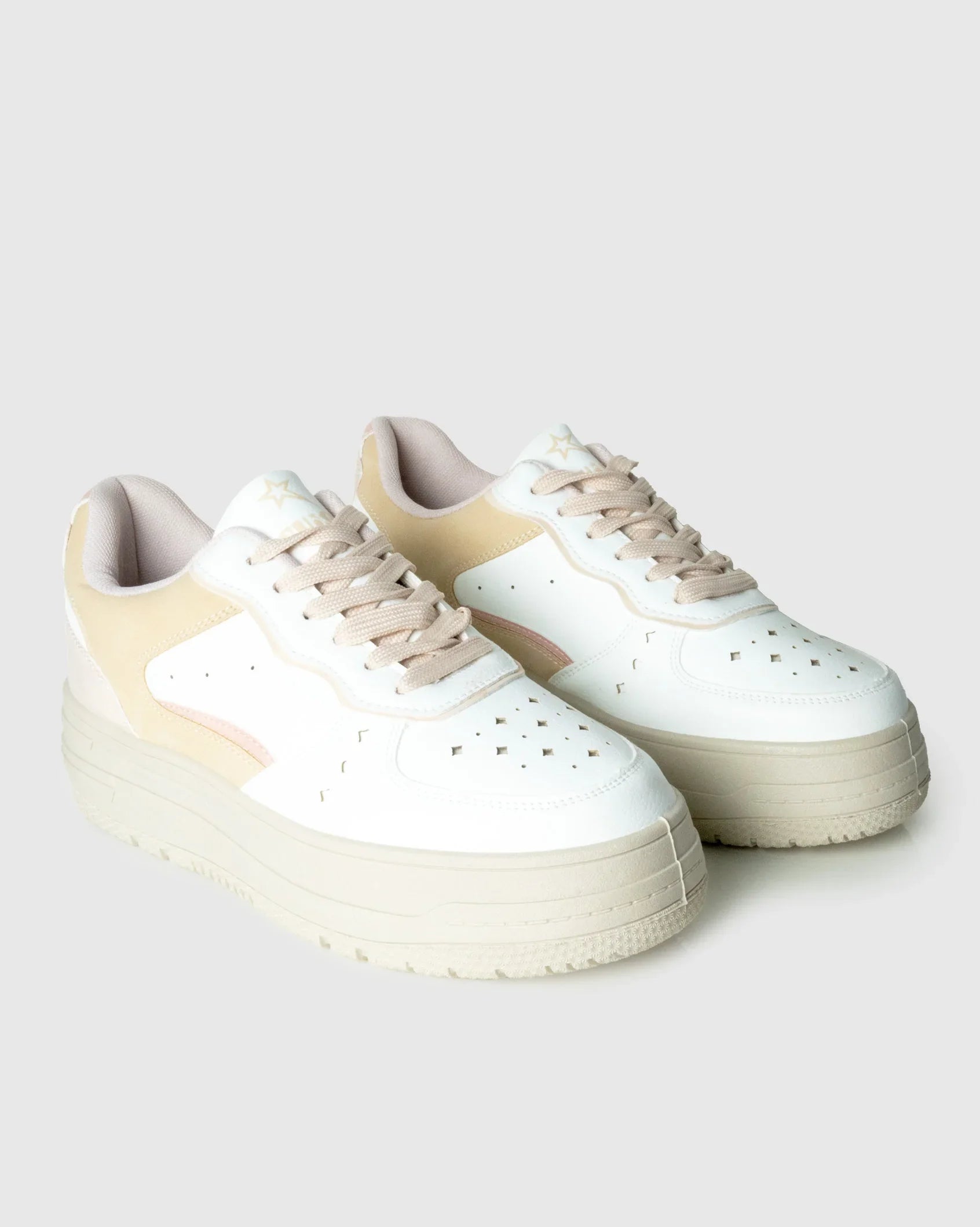 Ladies Anika - Platform Perforated Sneaker