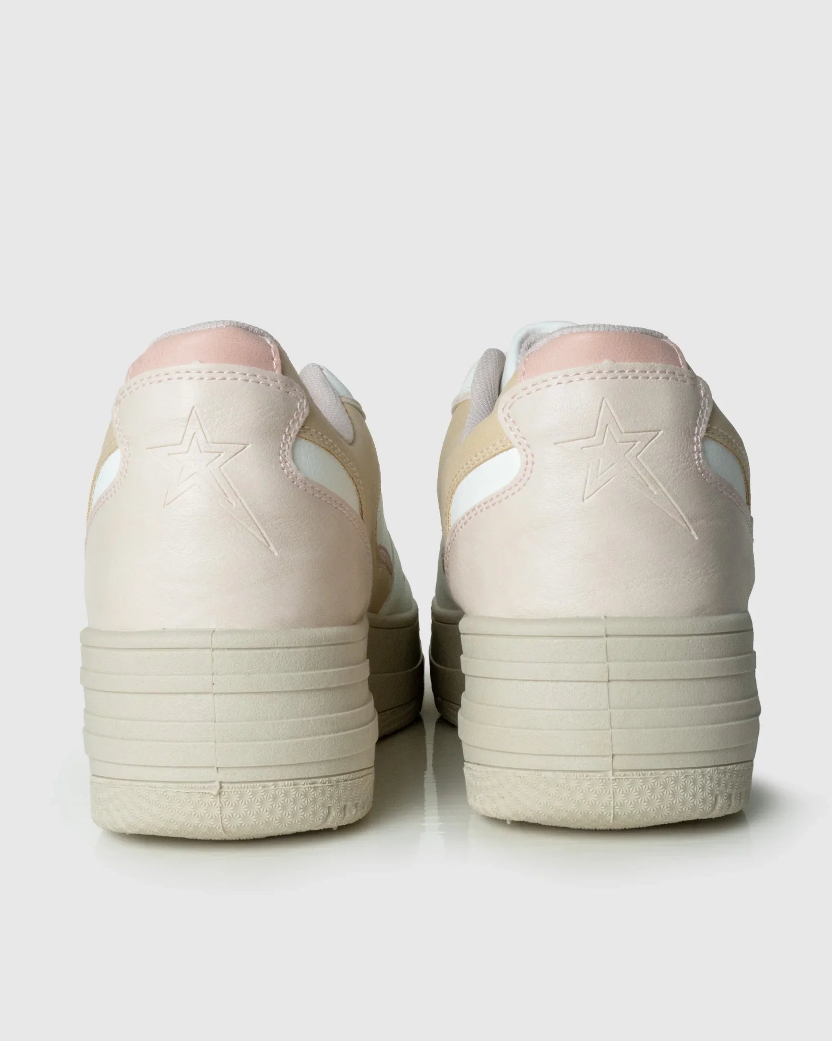 Ladies Anika - Platform Perforated Sneaker