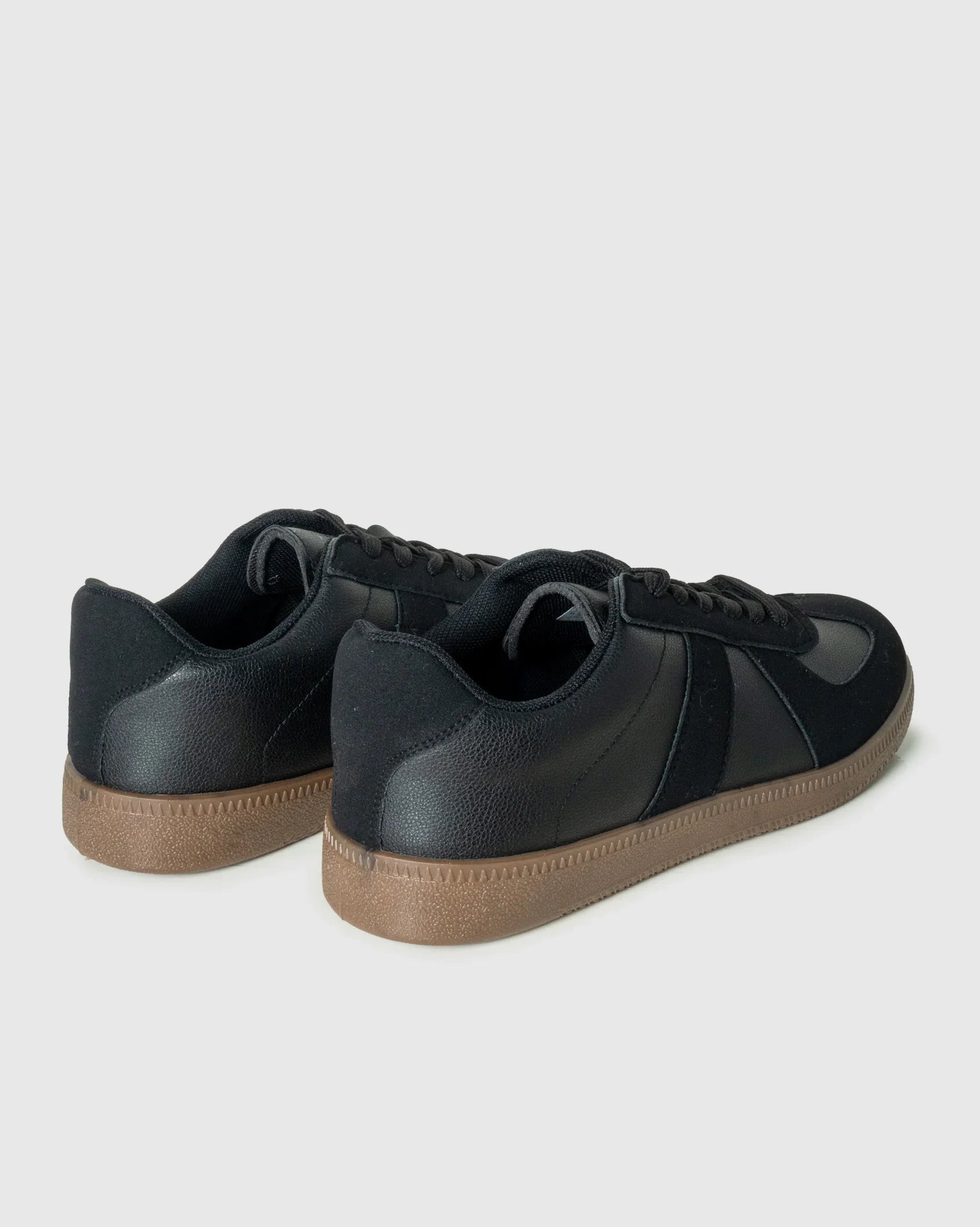 Ladies Fiona - PU/Suede Low Cut Sneaker