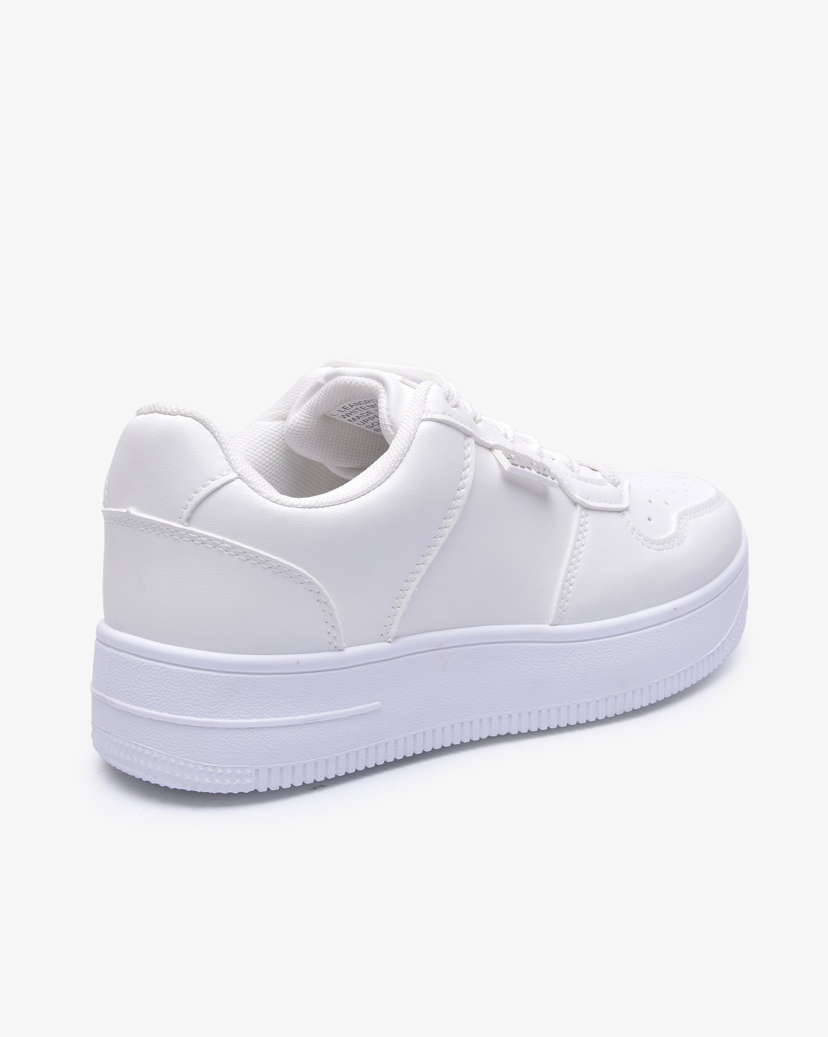 White PU low-top sneaker with side panel stitching and lace-up closure