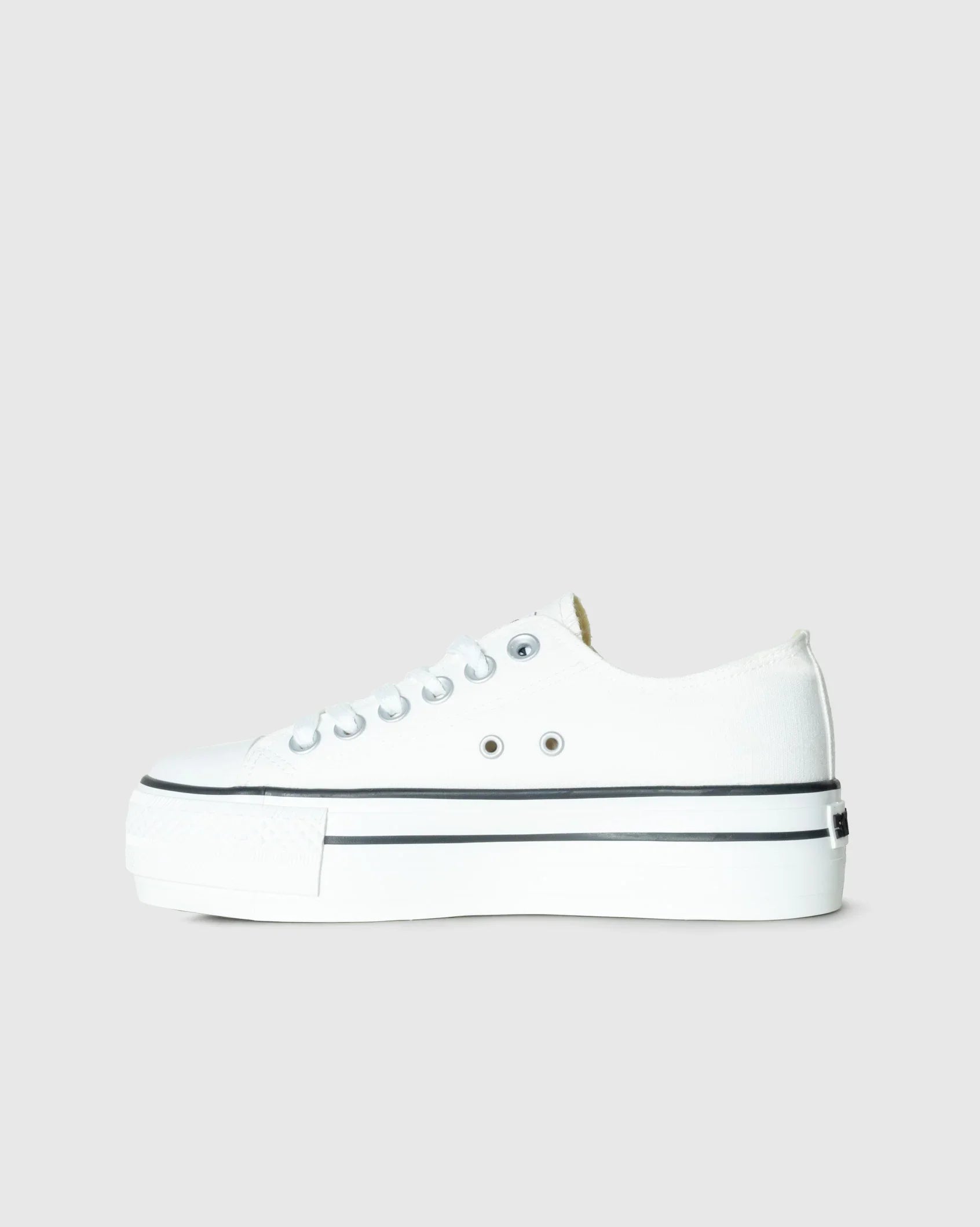 Ladies Viper - Low Cut Canvas Platform Sneaker