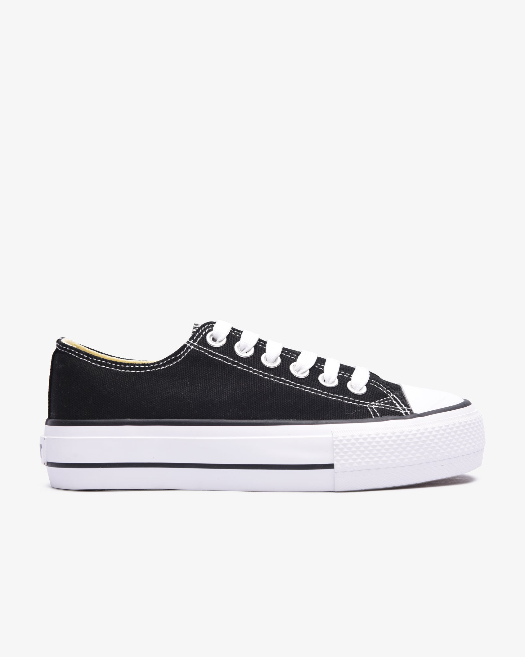 Black Soviet Ladies Viper Platform low cut canvas shoes with 4cm vulcanized sole, showcasing stylish footwear design.