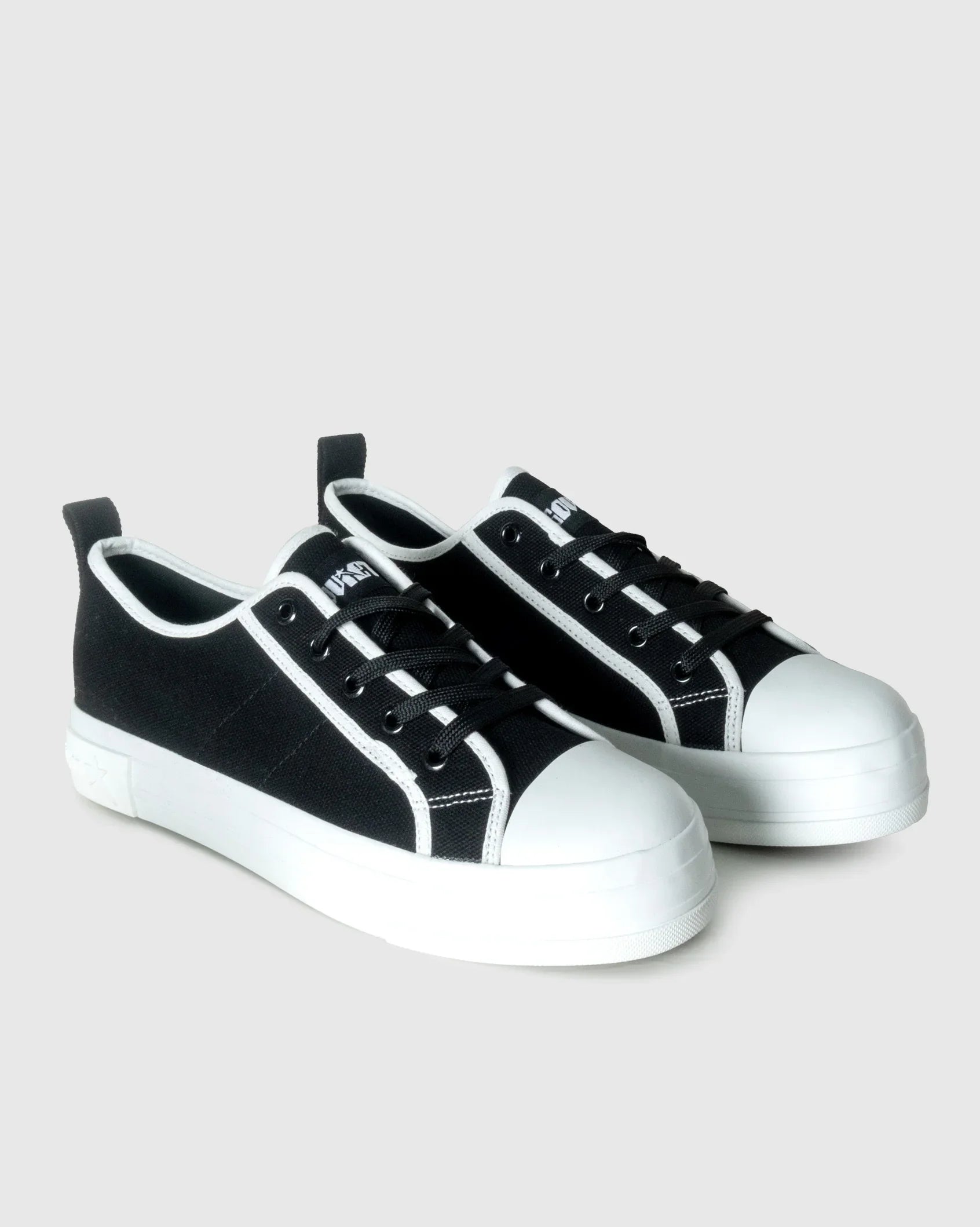 Mens Chennai - Platform Canvas Sneaker