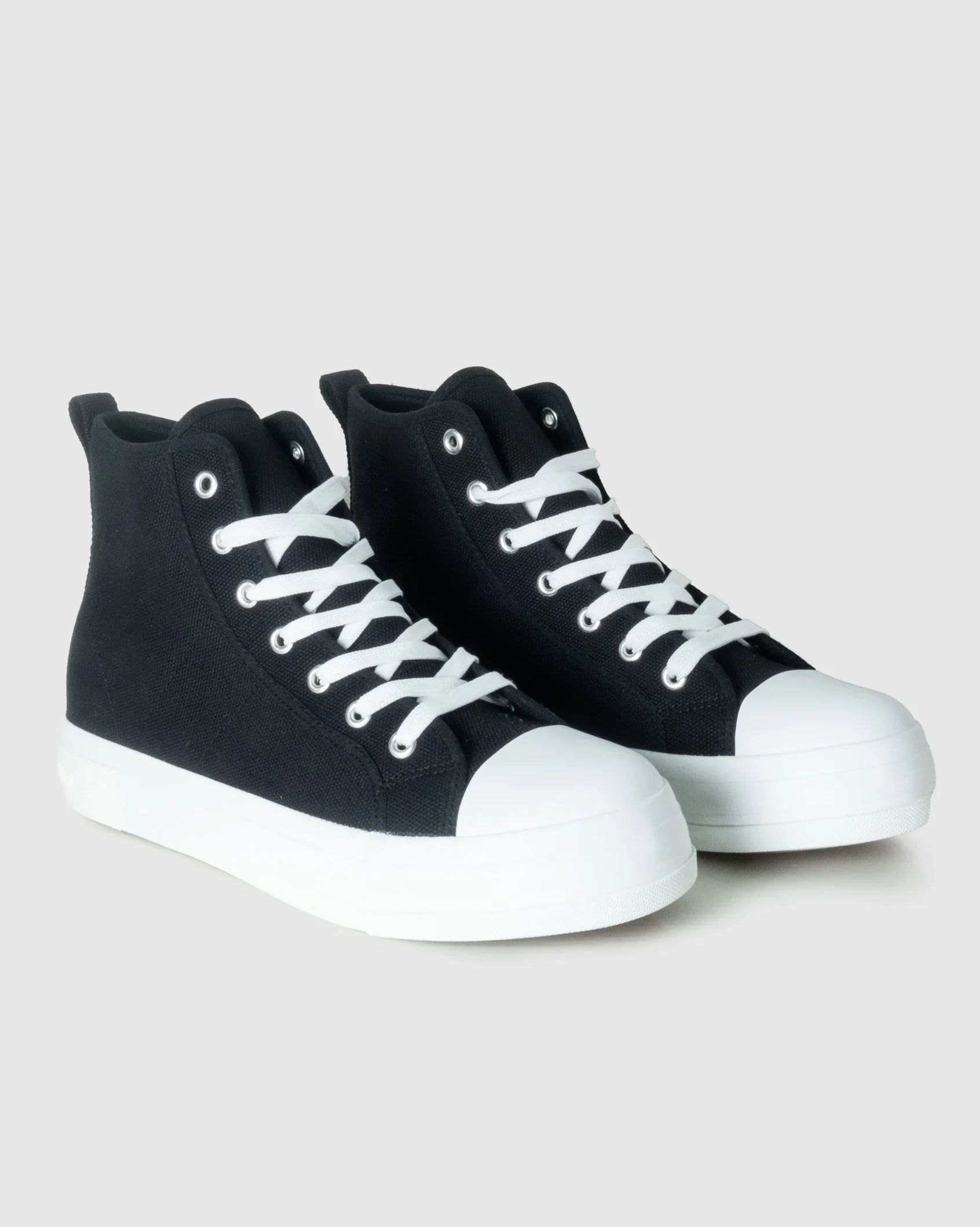 Mens Chennai - Hi Cut Canvas Sneaker