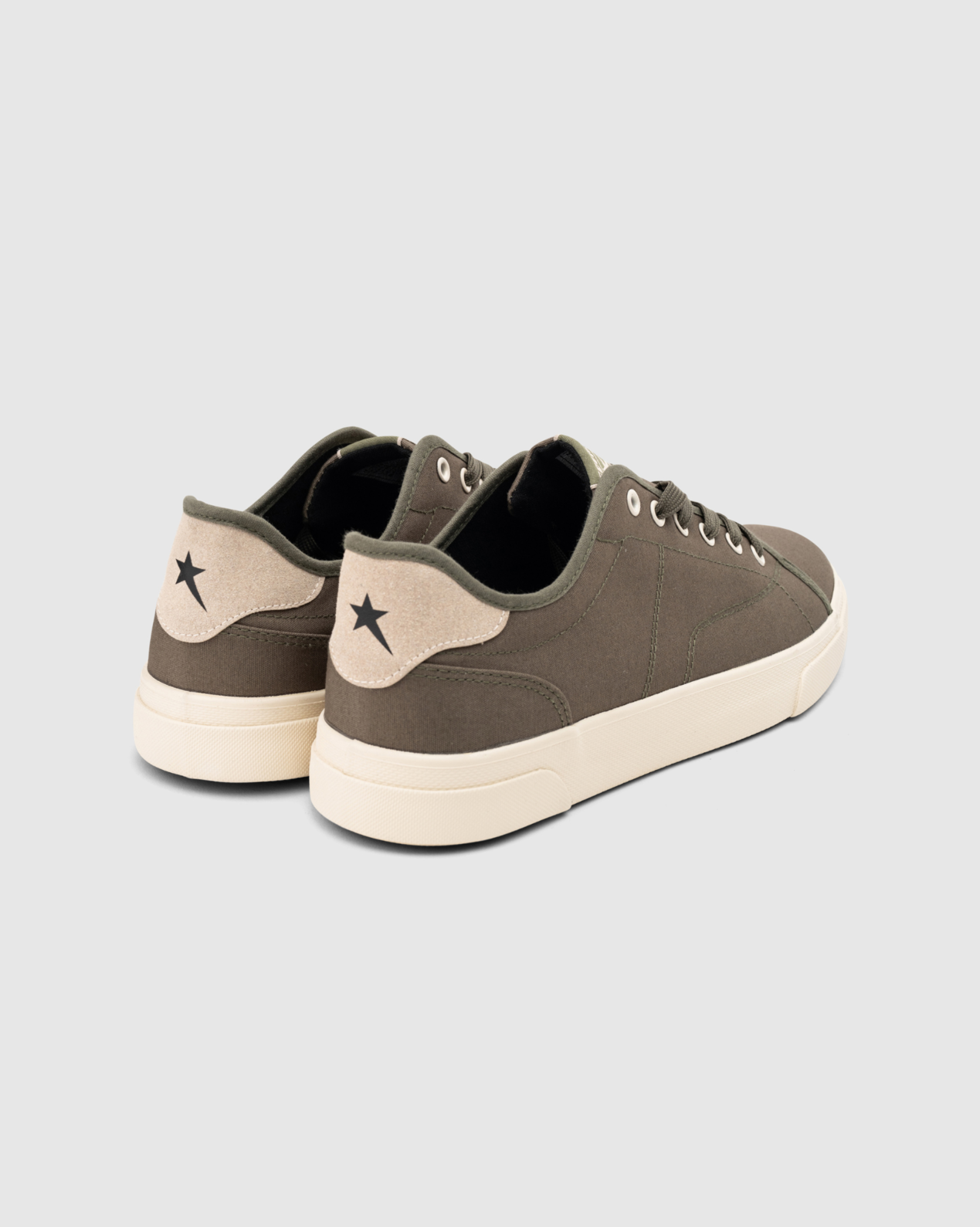 Mens Douglas - Low Cut Canvas Sneaker