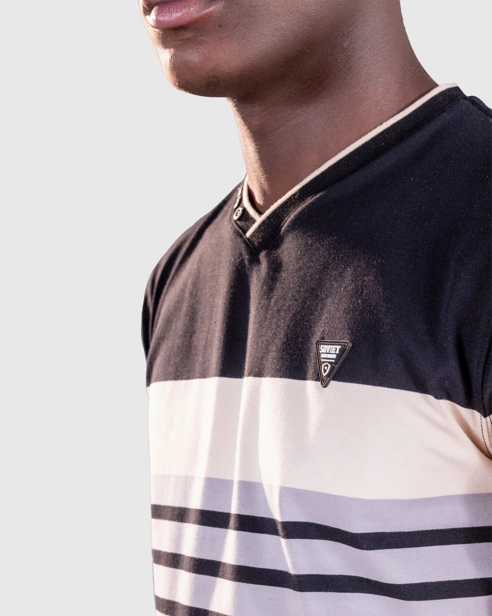 Mens Grand - Striped V-Neck Tee