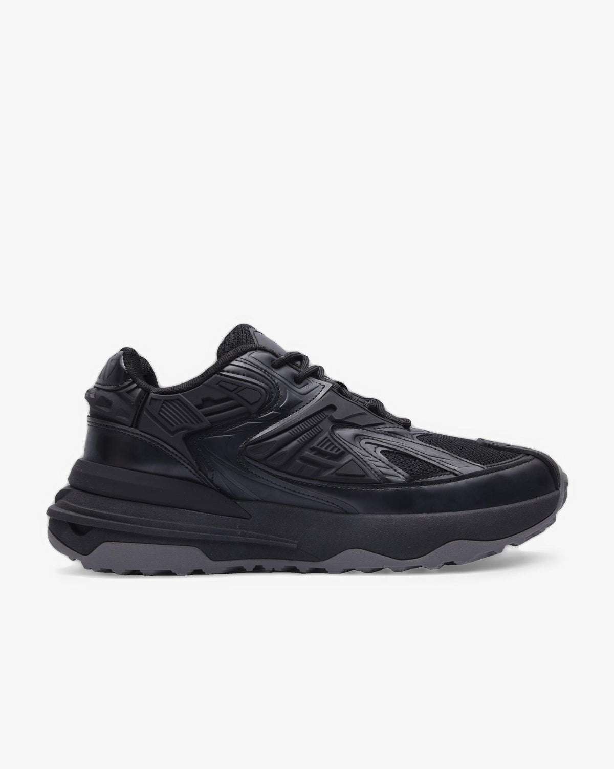 Men's Soviet Italy PU and mesh athletic sneaker in black with sleek design, showcasing sporty footwear style.