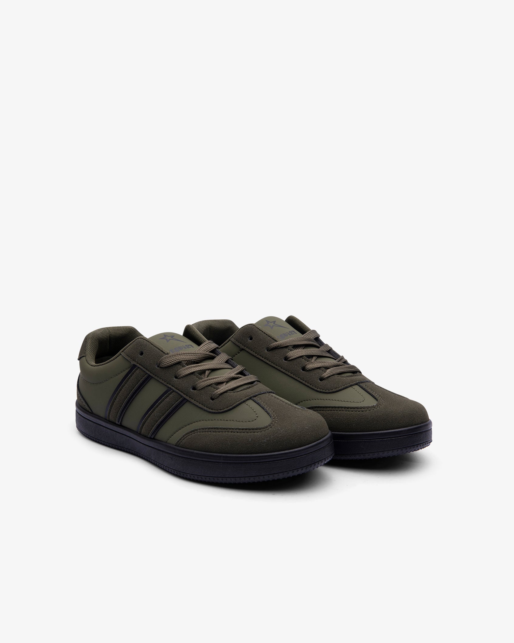 Youth Avatar - Casual Low Cut Sneaker