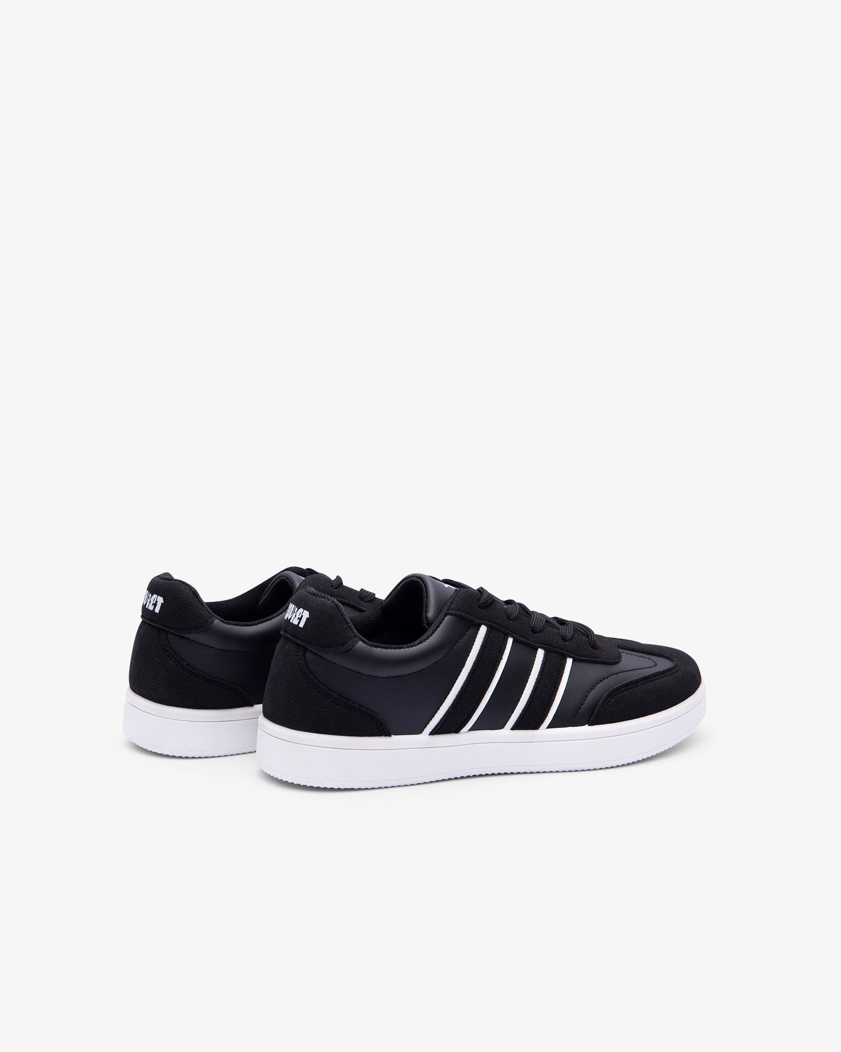 Youth Avatar - Casual Low Cut Sneaker