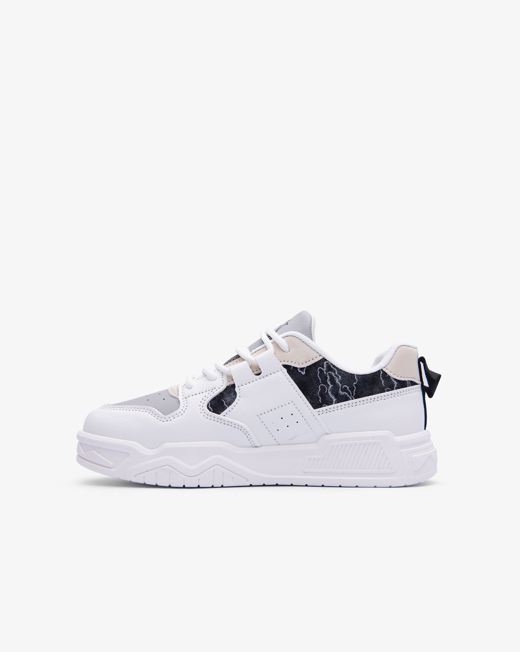Youth Major - Chunky Low Cut Sneaker