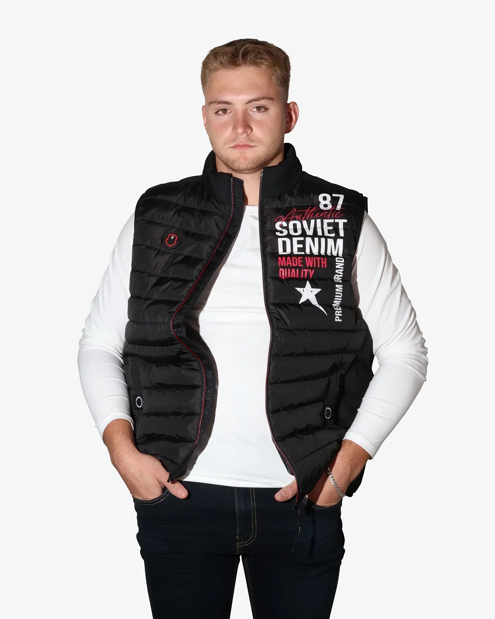 Men's Soviet Bello quilted print gilet, sleeveless outerwear with a quilted pattern, designed for stylish warmth and comfort.
