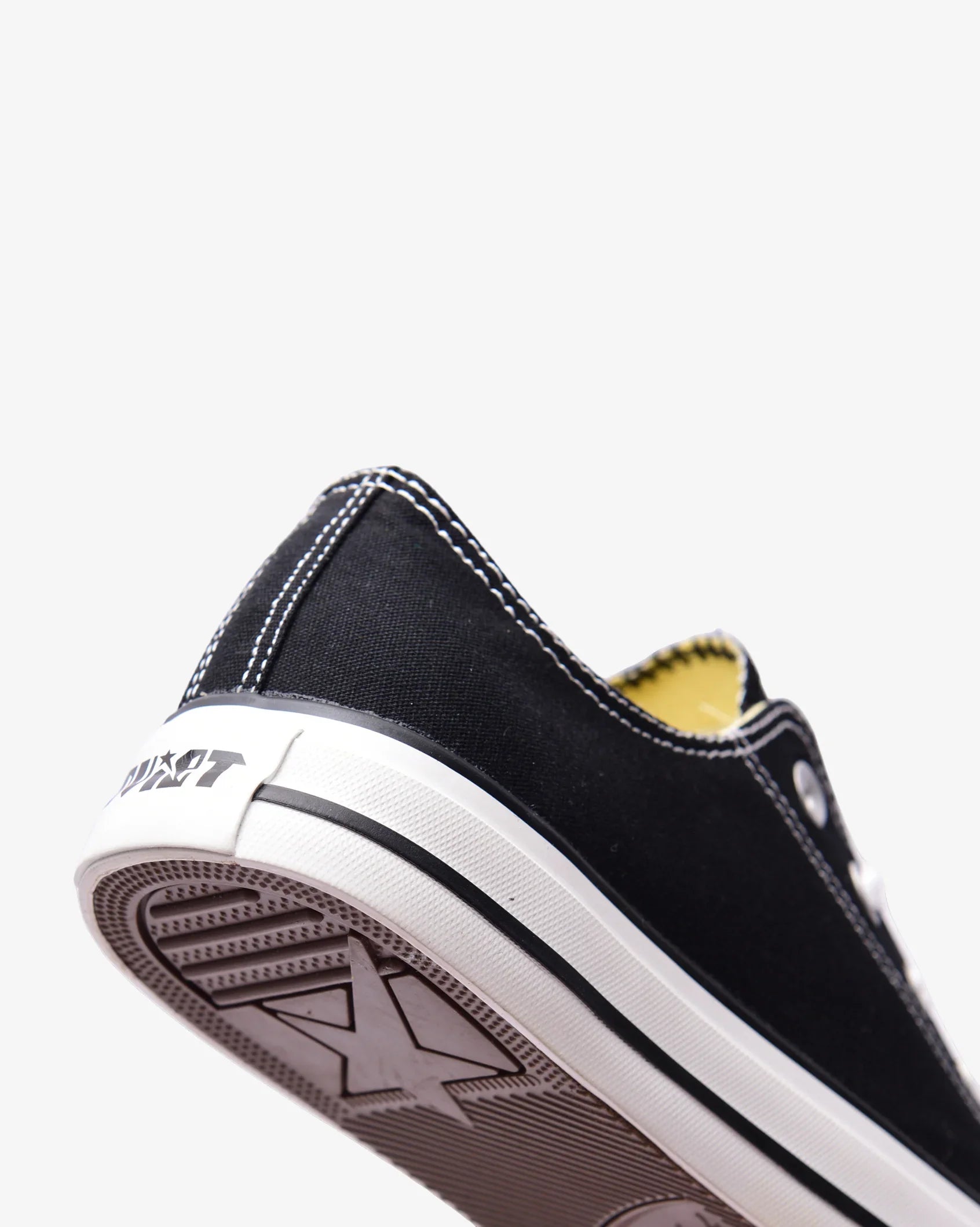 Mens Viper - Low Cut Canvas - Soviet Denim