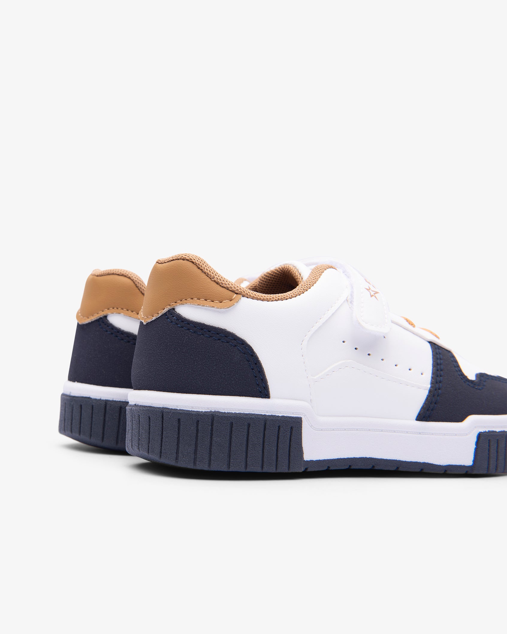 Kids Aero - Velcro PU Sneaker