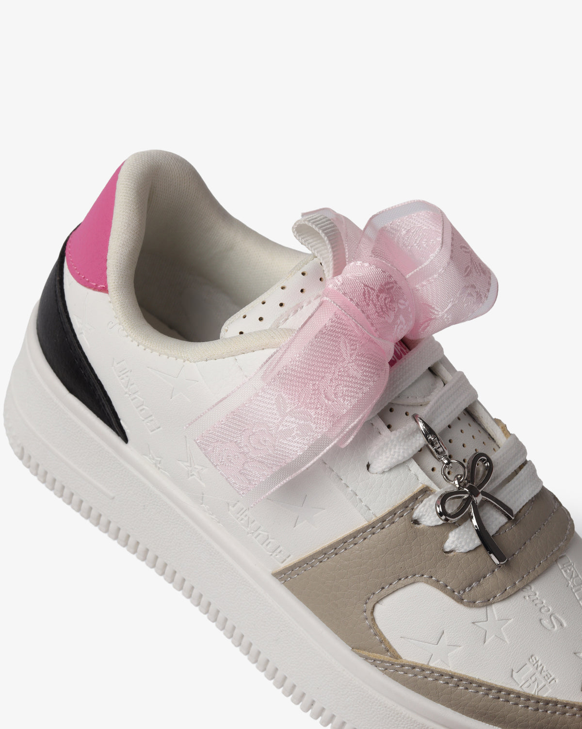 Kids Scarlett low cut casual platform sneaker by Soviet in white, pink, and black with a sporty, stylish footwear design.