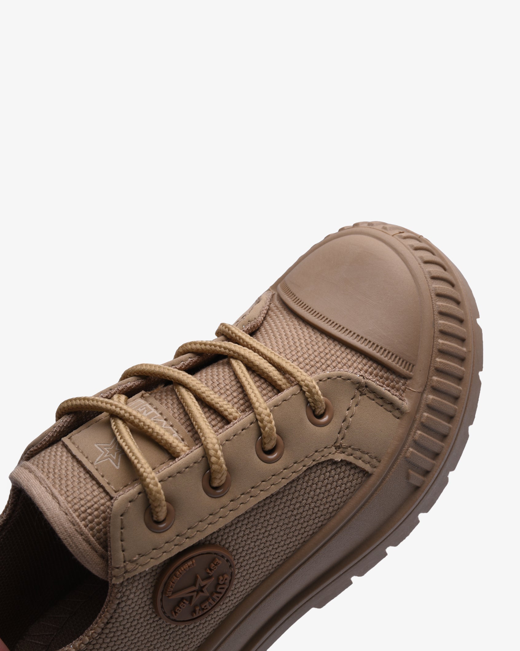 Youth Young - Low Cut Canvas Sneaker