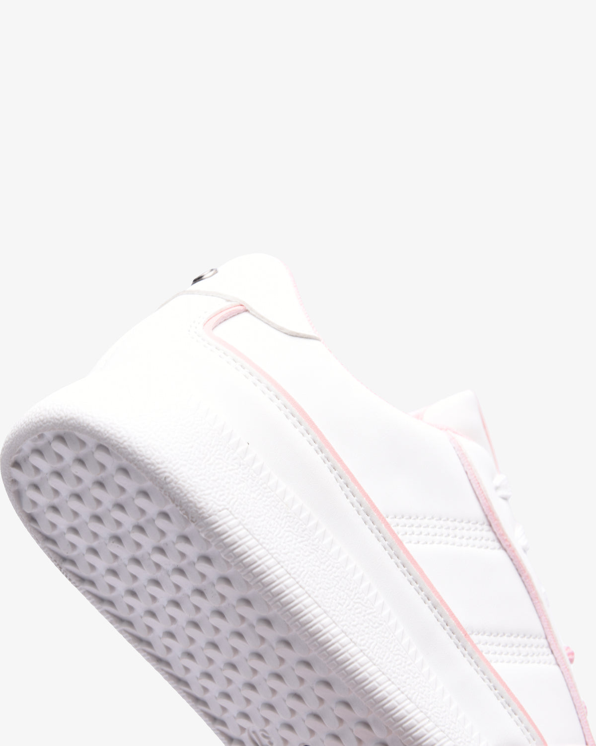 Ladies Dolly - PU/Metallic Lace Up Sneaker