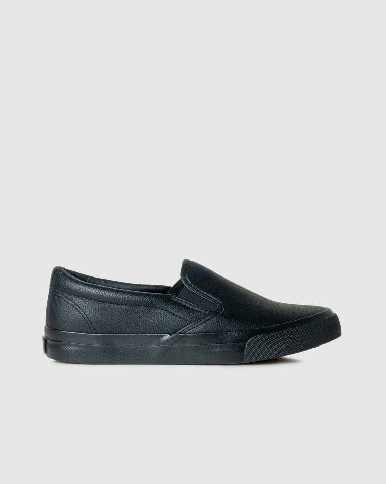 Slip on sneakers all black on sale