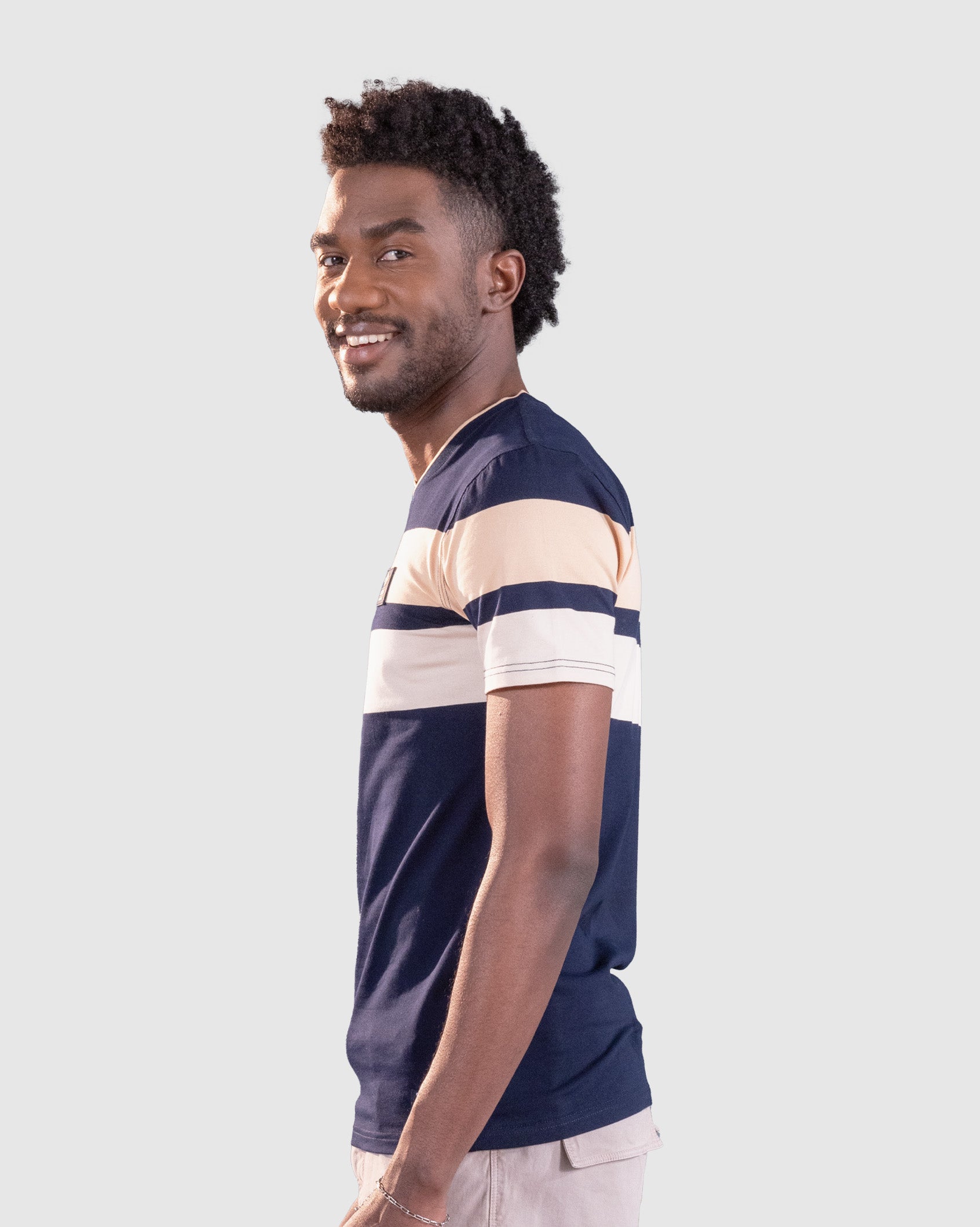 Mens Fynch - V-Neck Colourblock Tee