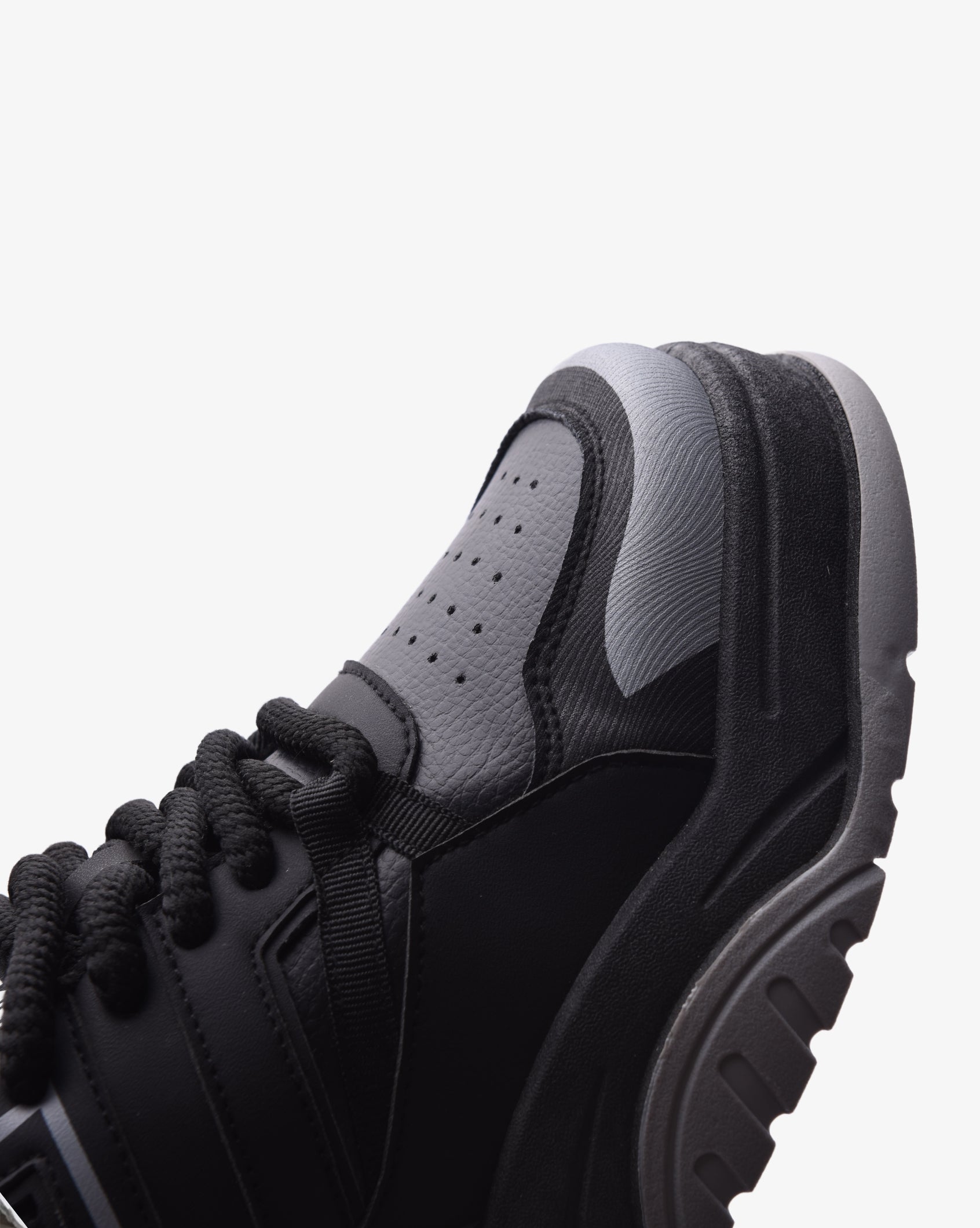 Mens Lucky - Low Cut Sneaker