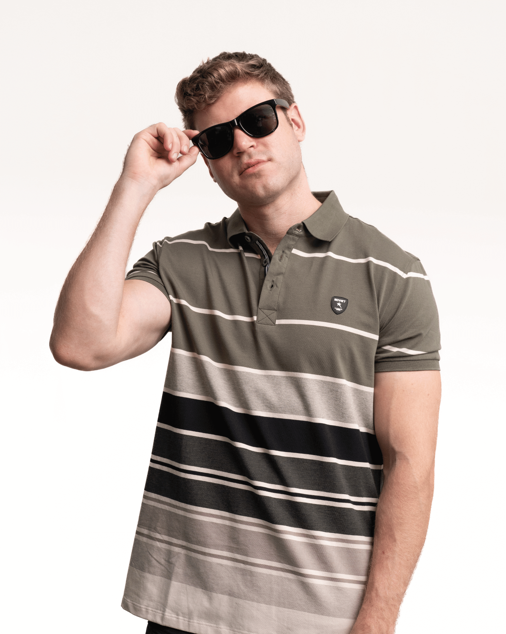 Mens Pioneer - Striped Golfer