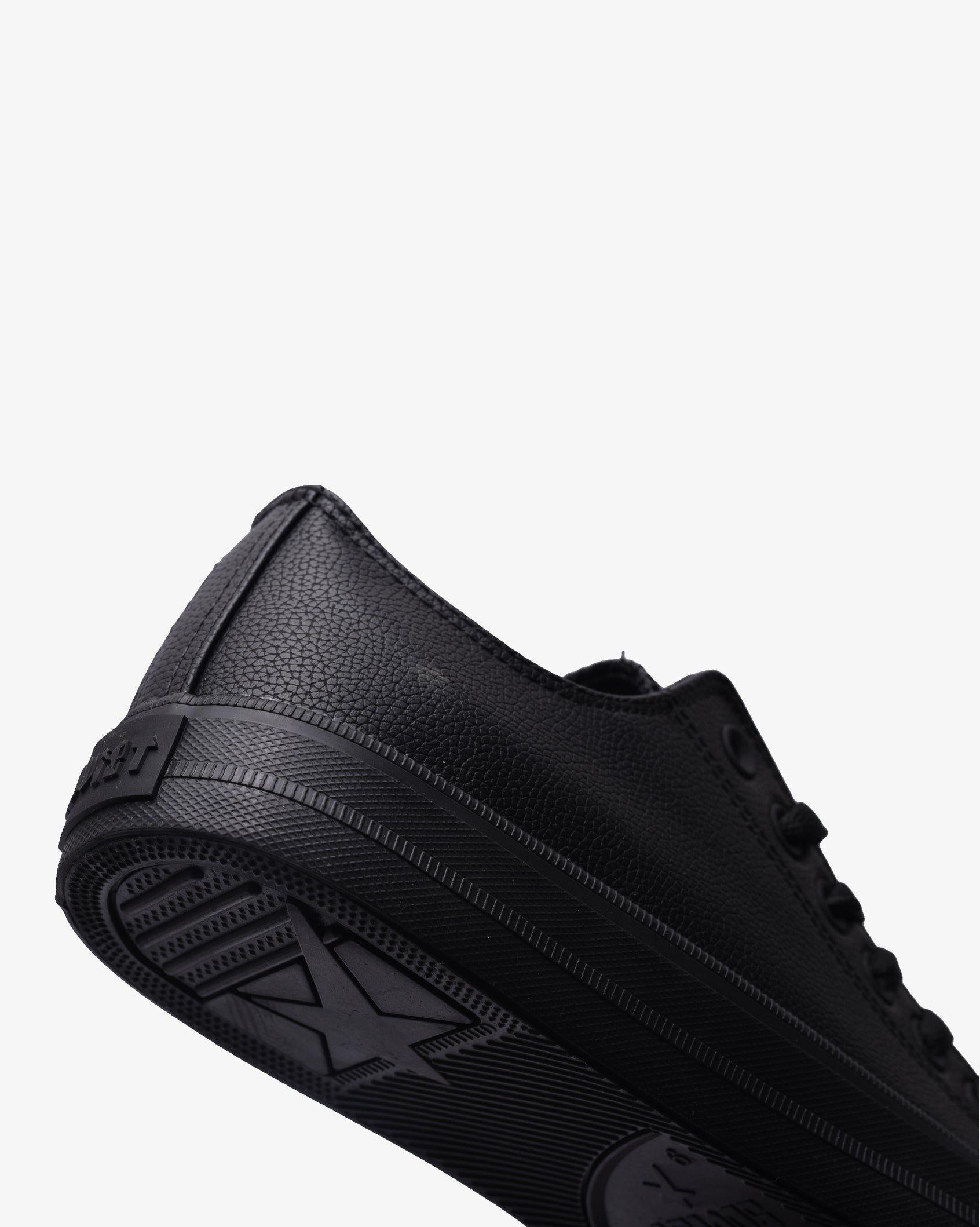 Mens Viper PU - Low Cut Vulcanized Black Mono