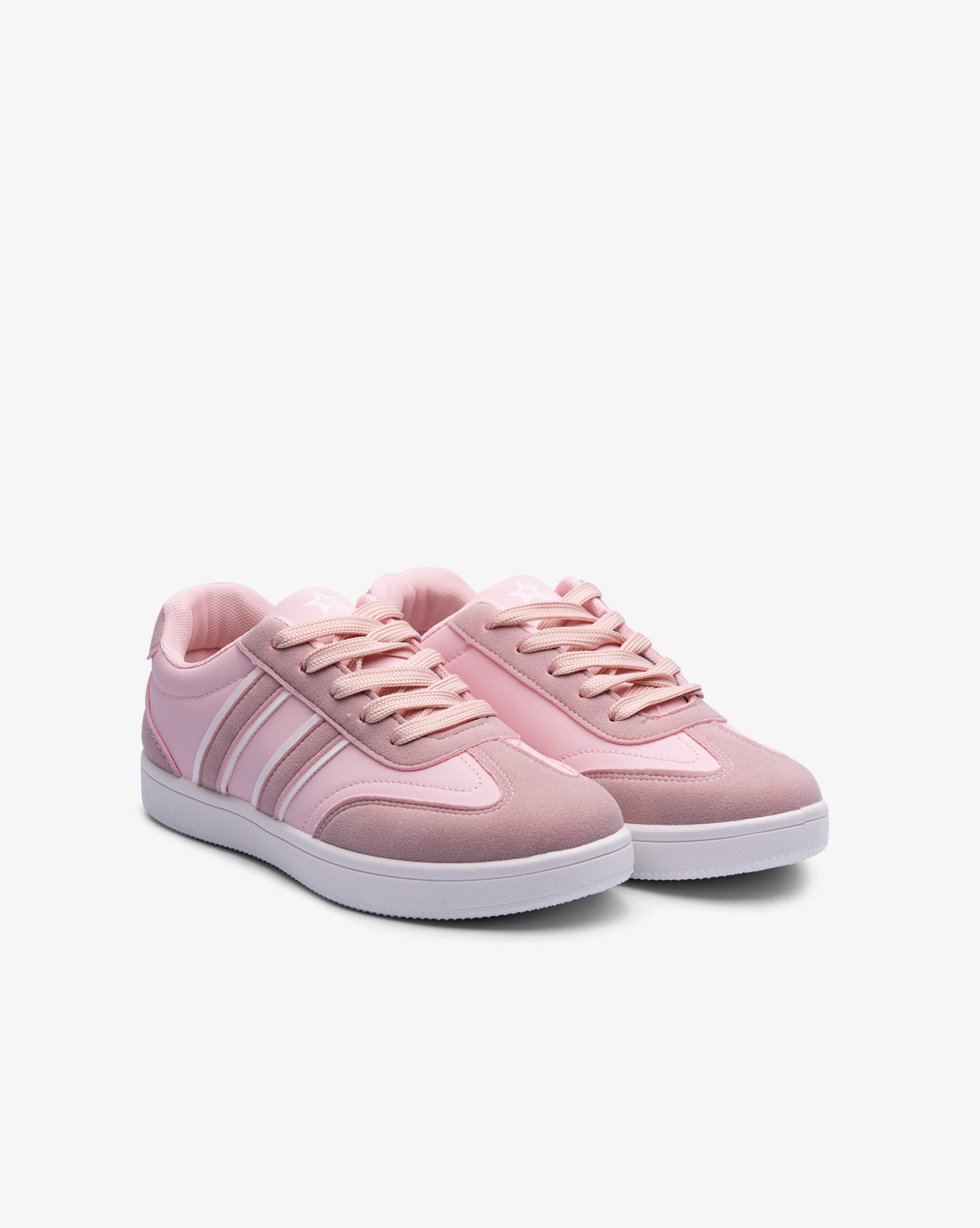 Youth Avatar - Casual Low Cut Sneaker