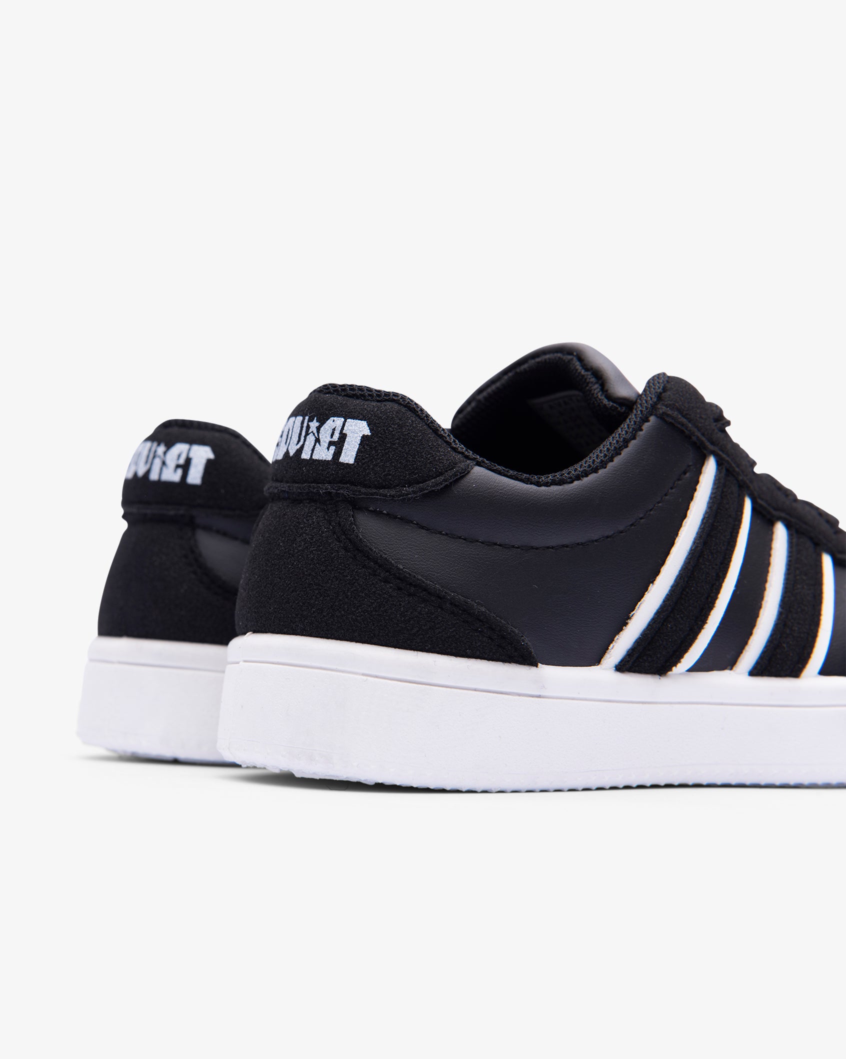 Youth Avatar - Casual Low Cut Sneaker