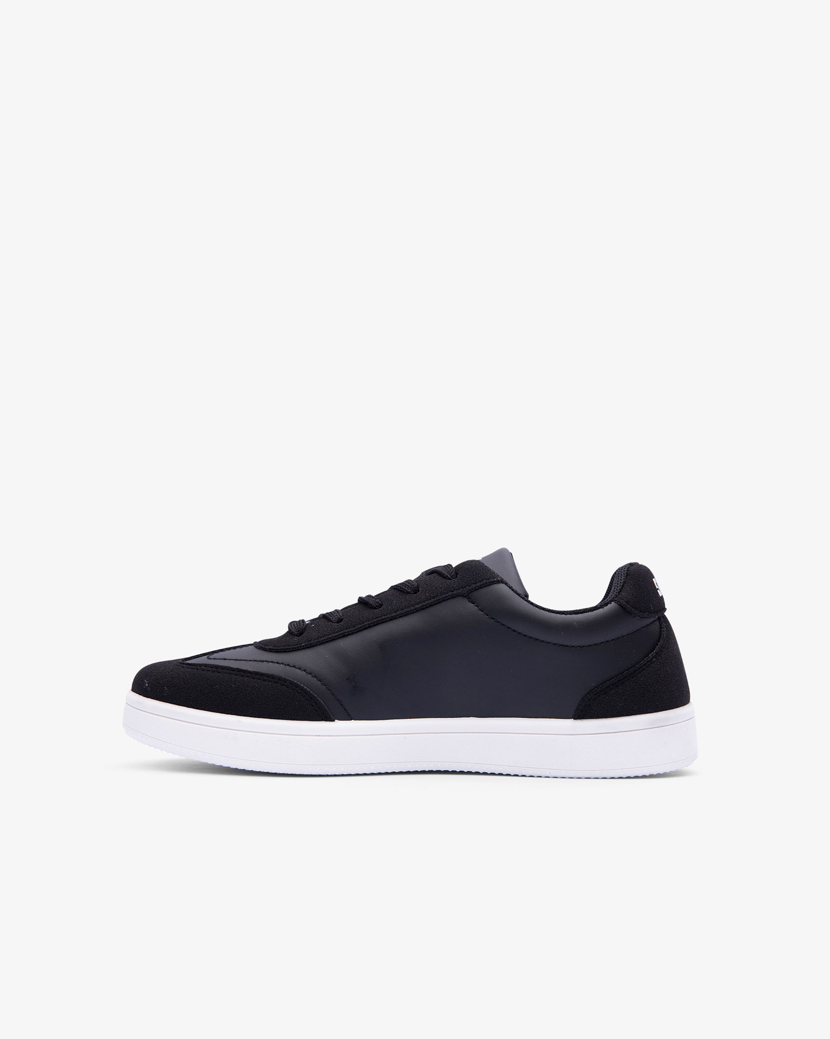 Youth Avatar - Casual Low Cut Sneaker