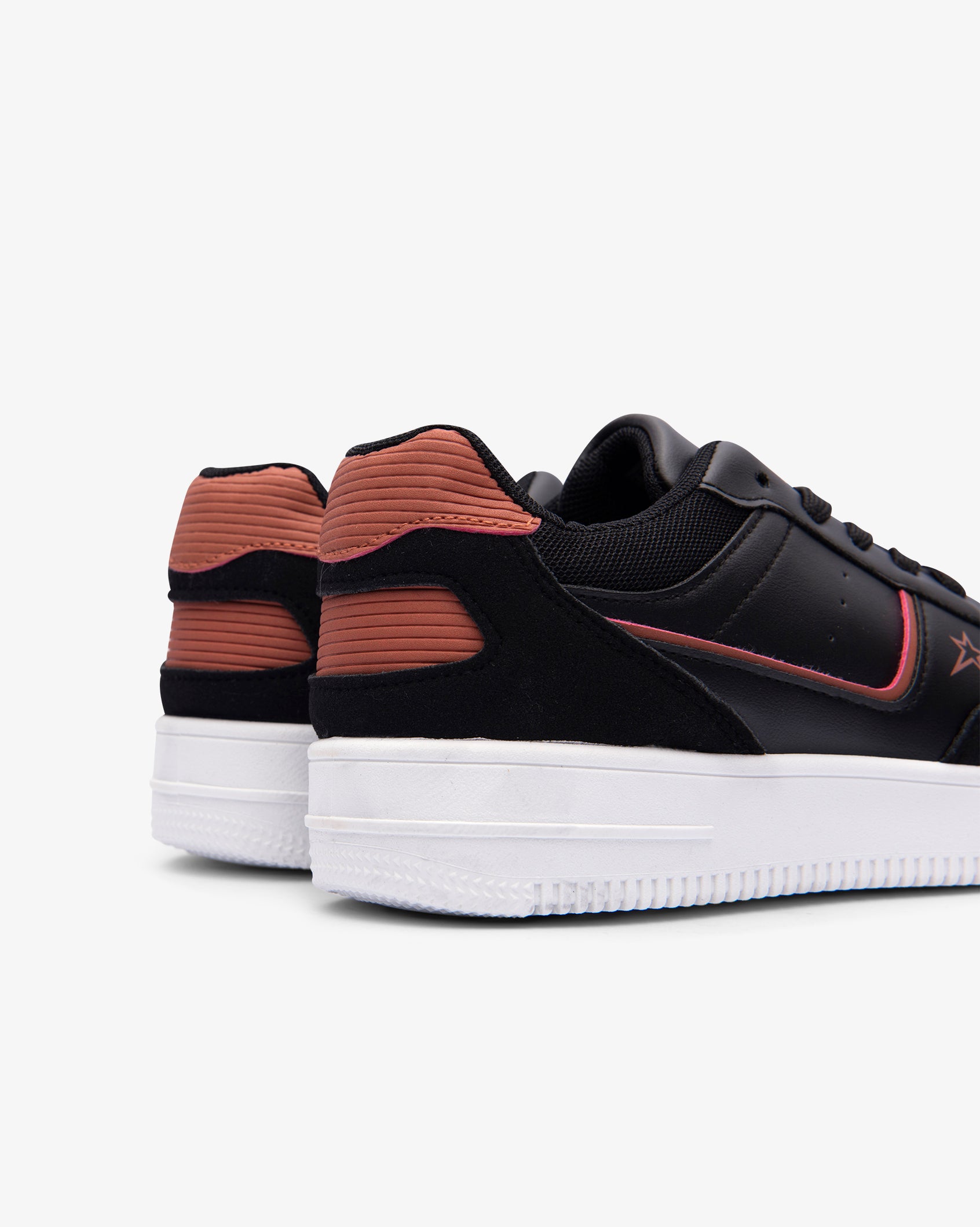 Youth Dana - Low Cut Platform Sneaker